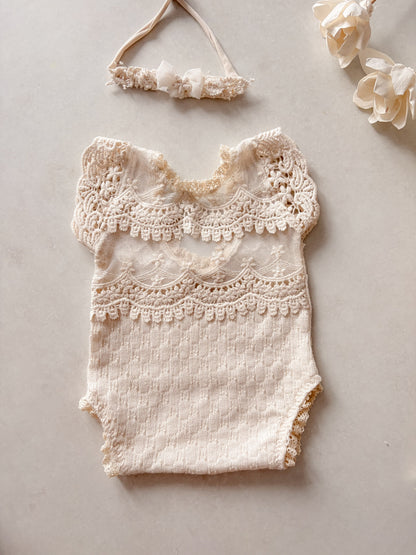 Krajkové body Daisy z kolekce Creamy Knots