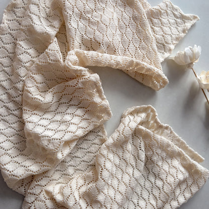 “Háčkovaný” wrap z kolekce Creamy Knots