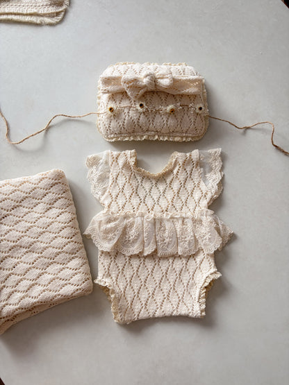 “Háčkované” šatičky Alma z kolekce Creamy Knots
