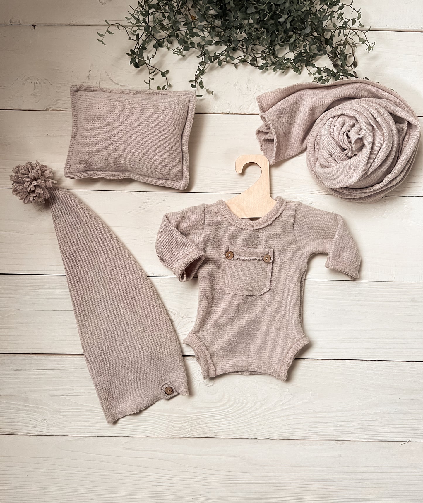 Sleepy Robin teplá béžová