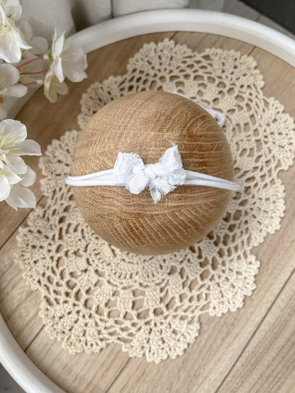 Čelenka mašlička bílá