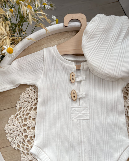 Bílá Bekovka z kolekce Stripe