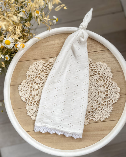 Newborn sleepy čepice z kolekce Stripe