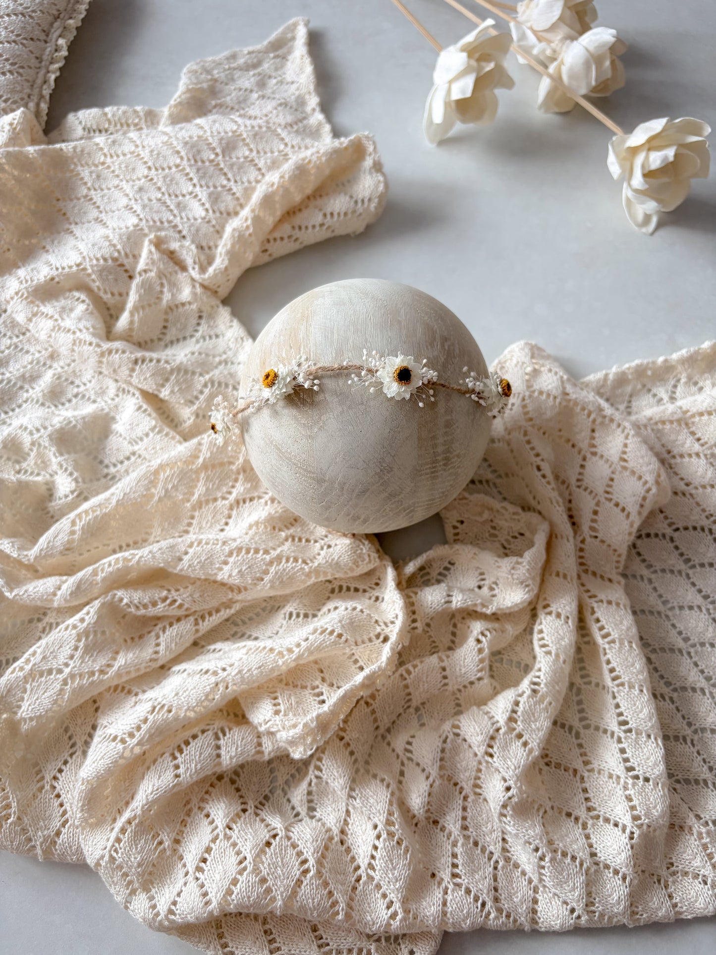 Čelenka Blossom z kolekce Creamy Knots