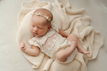 Čelenka Blossom z kolekce Creamy Knots