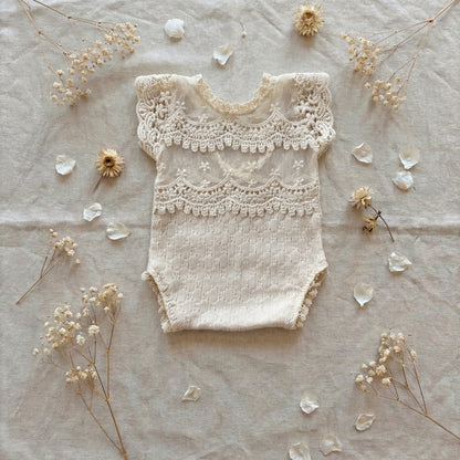 Krajkové body Daisy z kolekce Creamy Knots