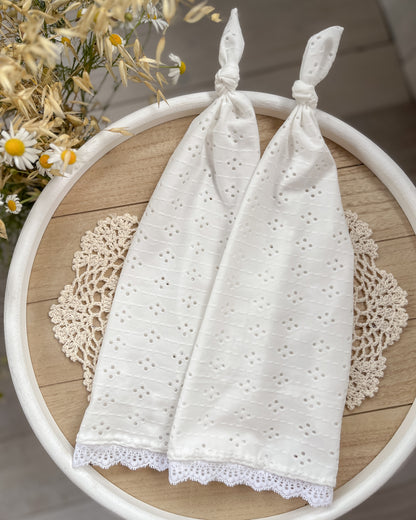 Newborn sleepy čepice z kolekce Stripe