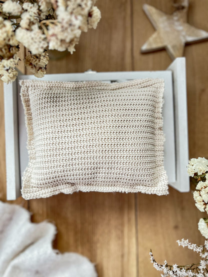 Béžový oboustranný polštářek