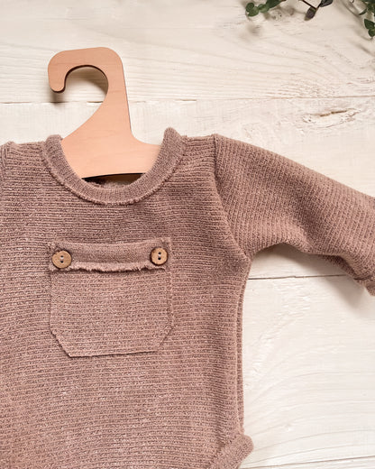 Hnědé bodynko Robin