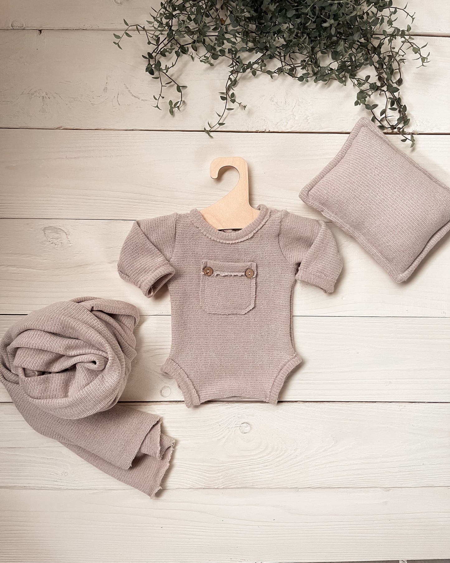 bodynko Robin v teplé béžové